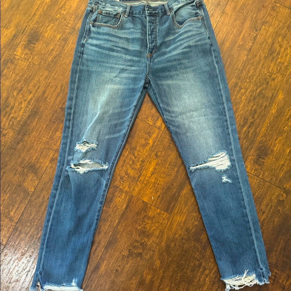 Women’s American Eagle jeans